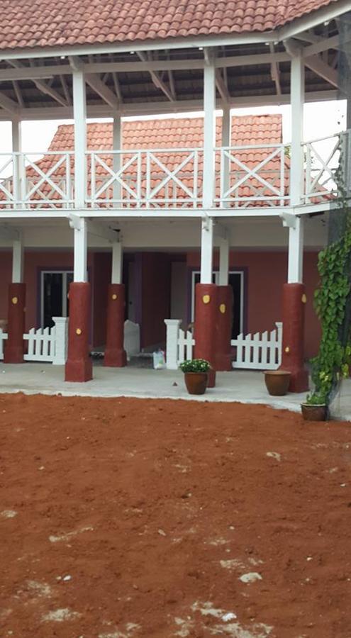 Iz Village Kampung Kuala Besut Bagian luar foto