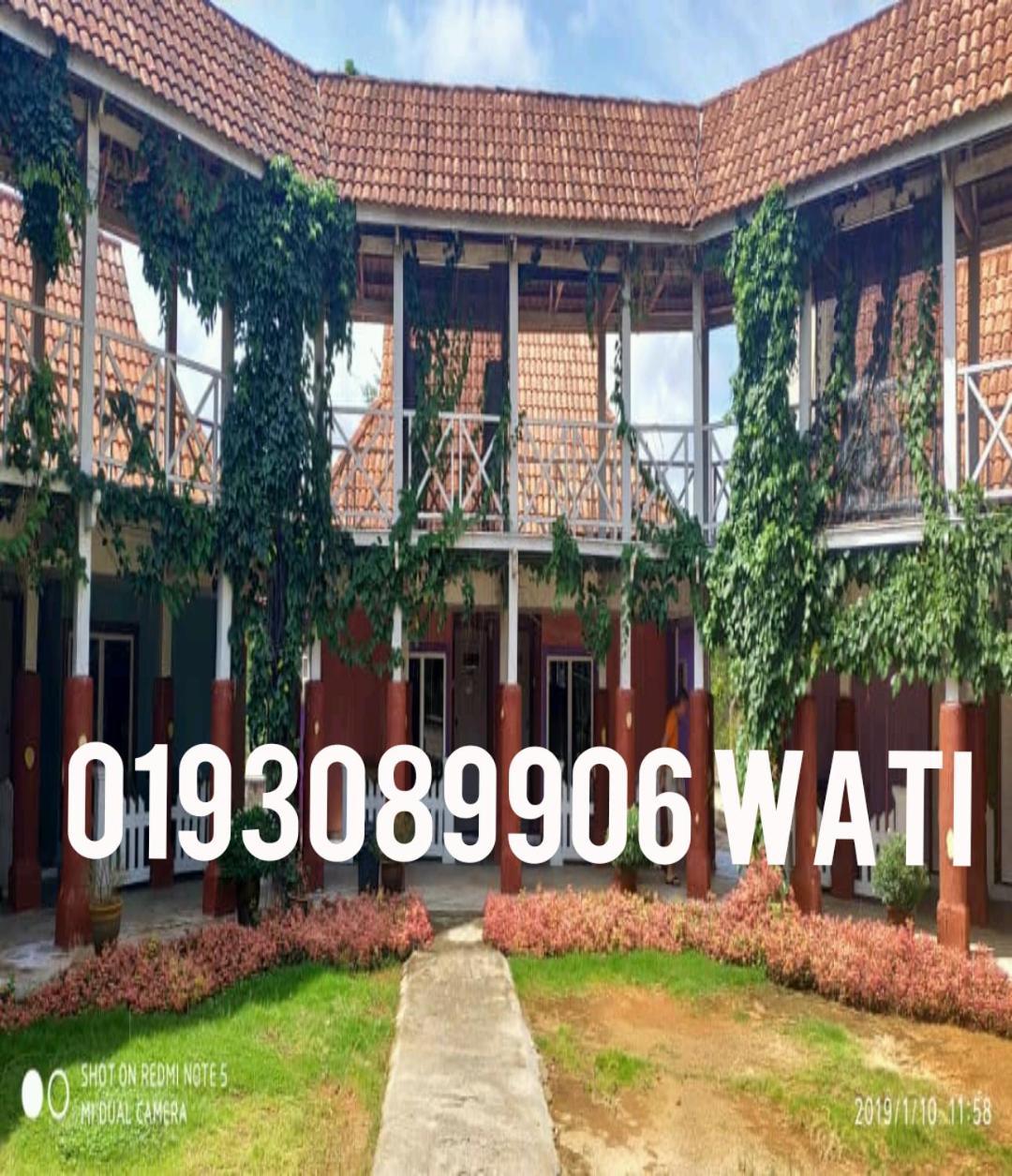 Iz Village Kampung Kuala Besut Bagian luar foto